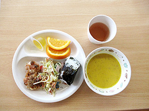 3月のお誕生日会の食事